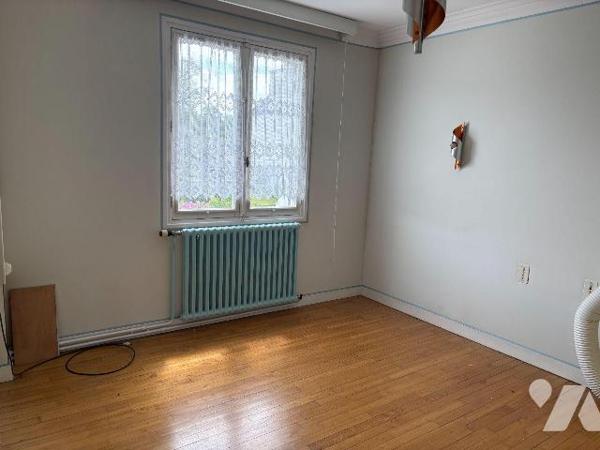 Maison a Vendre à ERGUE-GABERIC, en Finistère Sud (29), Secteur prisé de Lestonan, en Impasse, ...