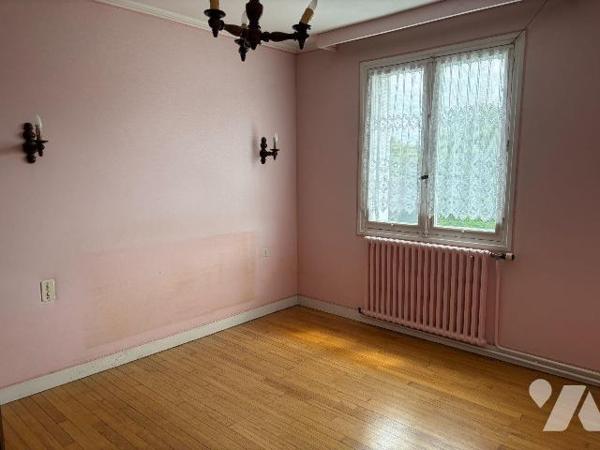 Maison a Vendre à ERGUE-GABERIC, en Finistère Sud (29), Secteur prisé de Lestonan, en Impasse, ...