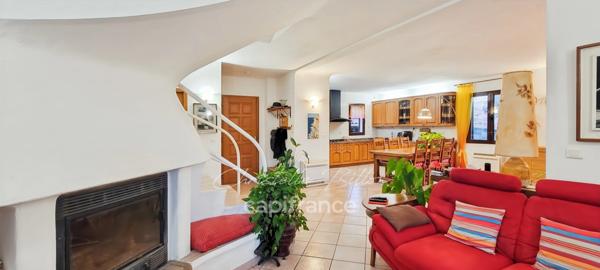 Maison à vendre T5 pièces FIGARI (20)