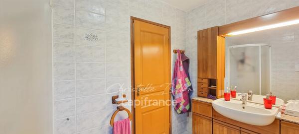 Maison à vendre T5 pièces FIGARI (20)