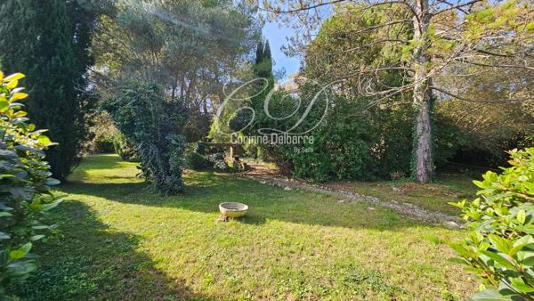 Terrain constructible 2554 m² et sa maison de 125m²