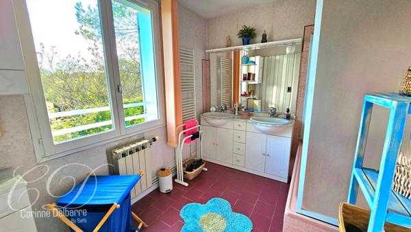 Terrain constructible 2554 m² et sa maison de 125m²