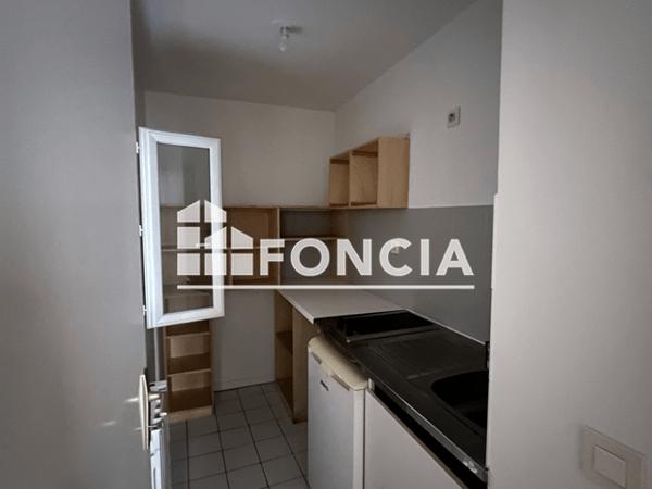 Location Studio 31.39 m² - 48 RUE BOUQUIERE Bordeaux 33000