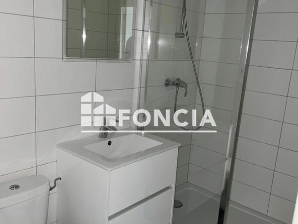 Location Studio 23.57 m² - 10 ROND-POINT DE L'ESPLANADE Strasbourg 67000