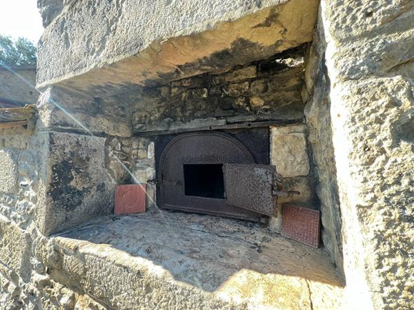 Maison  de 200m²  et dépendances ROMAGNE