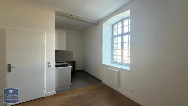 Appartement à louer 2 pièces 45.06m² Douai (59500)