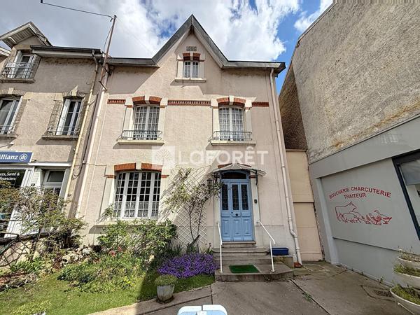 Achat maison Neufchâteau - 4 pièce(s) - 137 m² - 89 500 €