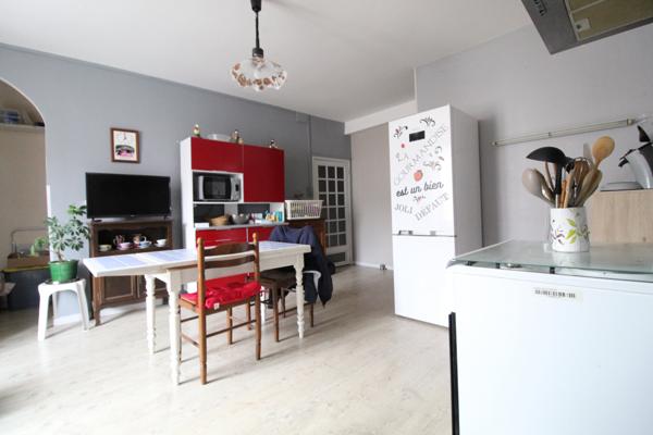 Saint-Sernin-sur-Rance (12380) Maison de village au coeur de St-Sernin sur Rance - 107m² avec caves et grenier