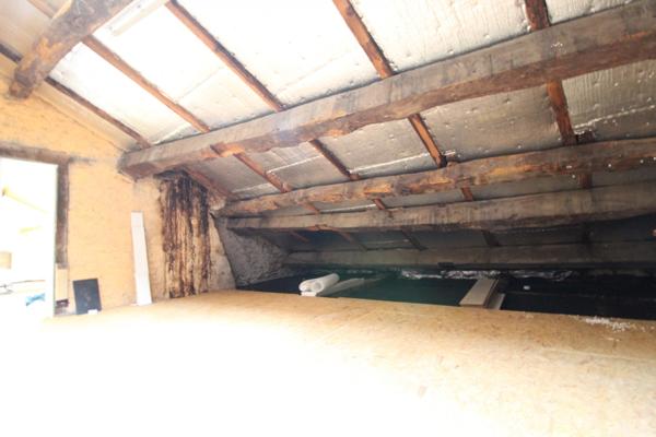 Saint-Sernin-sur-Rance (12380) Maison de village au coeur de St-Sernin sur Rance - 107m² avec caves et grenier