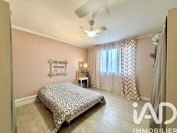 Appartement à vendre 5 pièces 116 m² Nîmes-Saint-Césaire