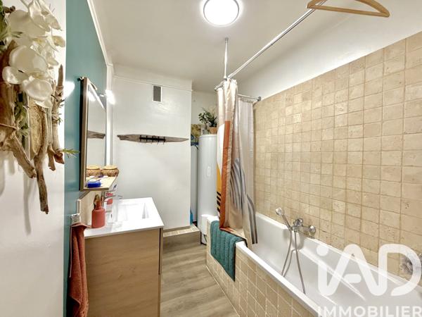 Appartement à vendre 5 pièces 116 m² Nîmes-Saint-Césaire