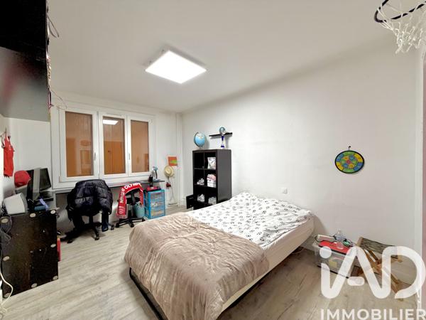 Appartement à vendre 5 pièces 116 m² Nîmes-Saint-Césaire
