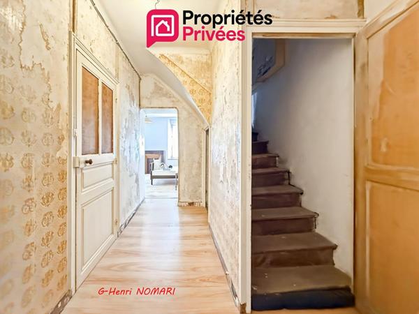 Maison  de 101 m2 en Centre ville de Candé - 6 pièce(s) - 3 Chambres