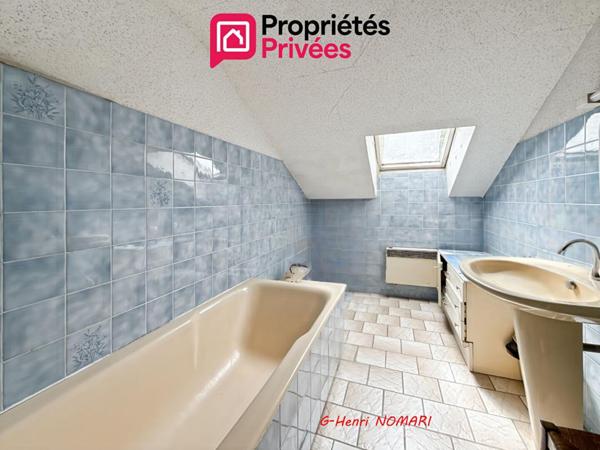 Maison  de 101 m2 en Centre ville de Candé - 6 pièce(s) - 3 Chambres