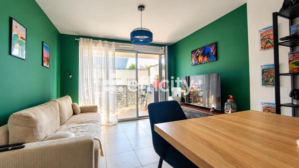 Appartement
         2 pièces
        - 42 m² Exclusivité 199 000 € *