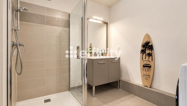 Appartement
         2 pièces
        - 42 m² Exclusivité 199 000 € *