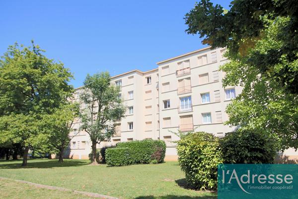Appartement Viry Chatillon 4 pièces 67 m2 limite Morsang sur orge