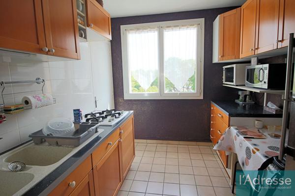 Appartement Viry Chatillon 4 pièces 67 m2 limite Morsang sur orge