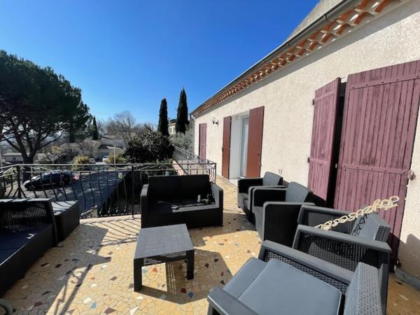 MAISON COMPOSÉE DE 2 LOGEMENTS
