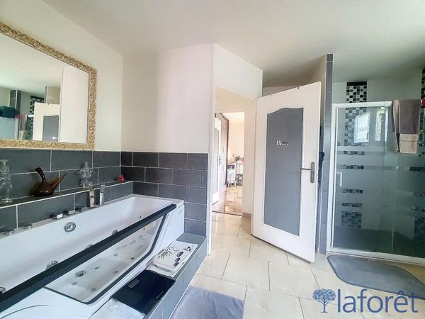 Achat maison près de VALDALLIERE - 9 pièce(s) - 230 m² - 291 750 €