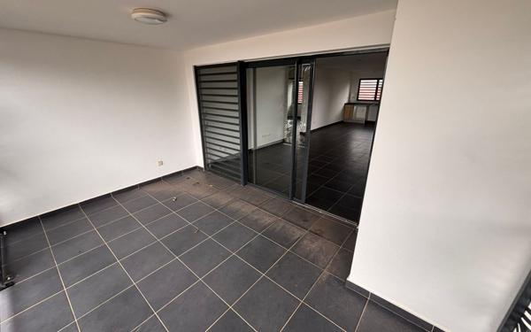 Appartement à louer    5 pièces •  Cayenne