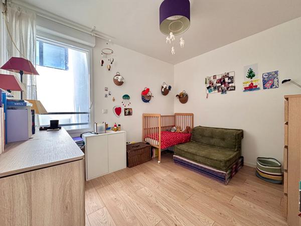 Appartement Pantin 3 pièce(s) 55.49 m2