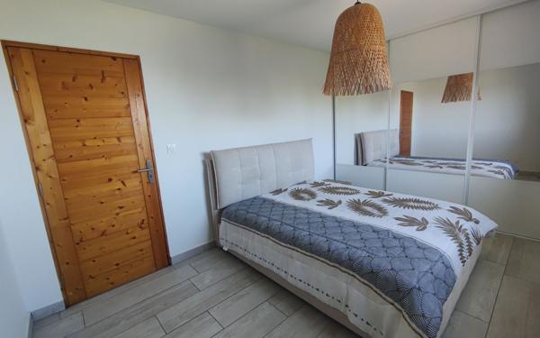 Maison à vendre    4 pièces •  Petite-Île