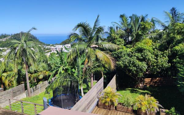 Maison à vendre    4 pièces •  Petite-Île