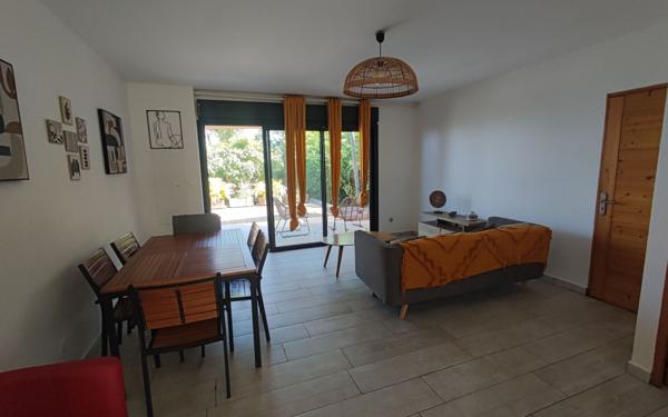 Maison à vendre    4 pièces •  Petite-Île