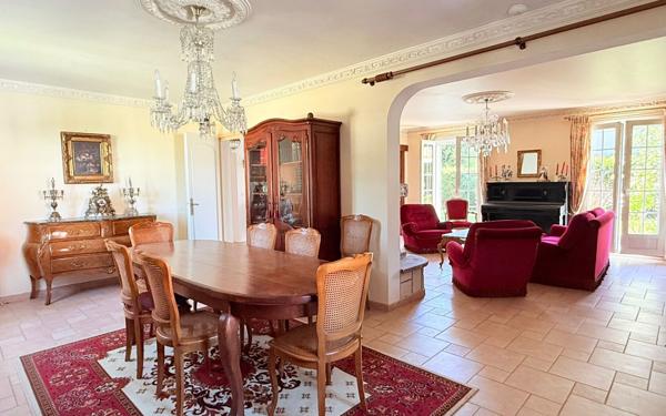 Maison à vendre    5 pièces •  Rozay-en-Brie