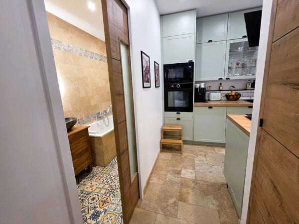 A vendre : 3 pièces rénové - Immeuble bourgeois - Grasse