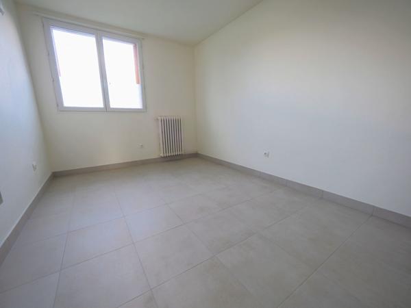 APPARTEMENT - 4 PIECES - NOISY LE SEC - 10 minutes du RER E