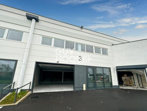 Entrepôt à louer de 196 m² à Fontenay Trésigny