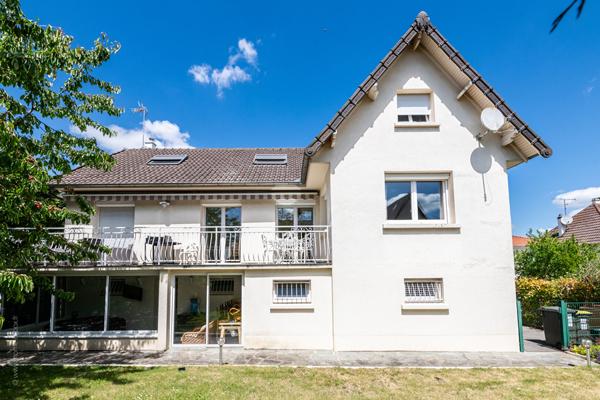 Maison 8 pièces 215 m2