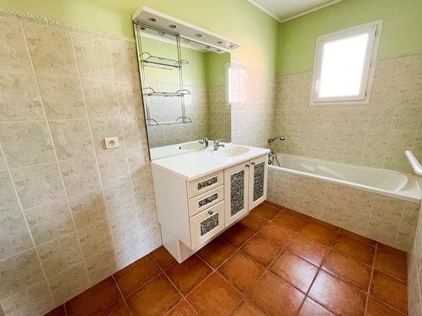 Villa Méthamis 4 pièce(s) 100 m2