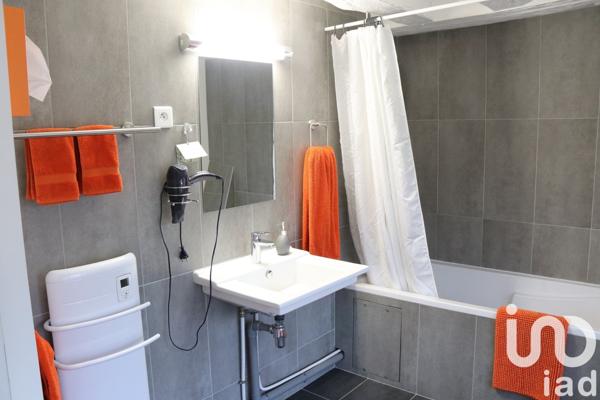 Maison traditionnelle 10 pièces de 305 m² à Chailly-en-Bière (77930)