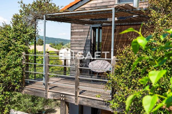 07140 Les Vans : Villa d`architecte avec Piscine