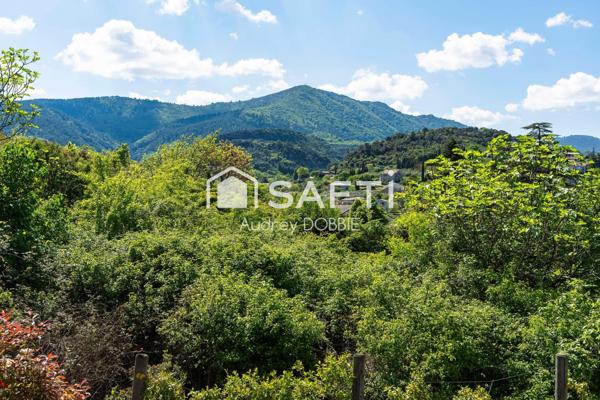 07140 Les Vans : Villa d`architecte avec Piscine