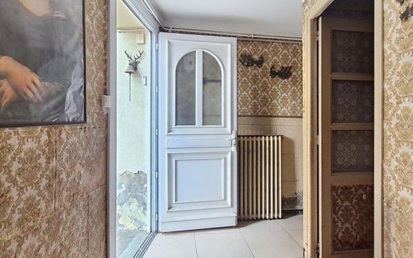 Maison à vendre    6 pièces •  Olette