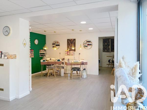 Immeuble à vendre 365 m² Montguyon