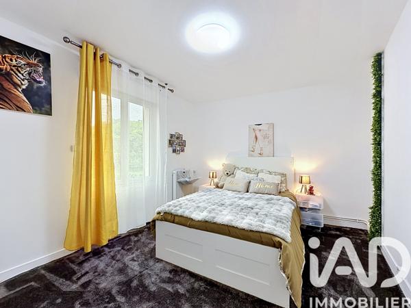 Immeuble à vendre 365 m² Montguyon