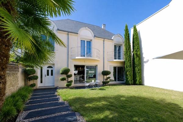 Vente Maison de luxe Orléans 6 Pièces 197 m²