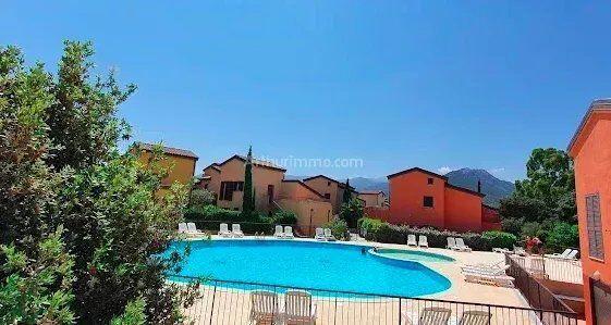 Vente                                                      Appartement
                        
                     3 pièces                      45 m2                     à L'Île-Rousse