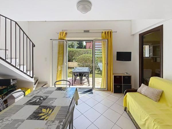 Vente                                                      Appartement
                        
                     3 pièces                      45 m2                     à L'Île-Rousse