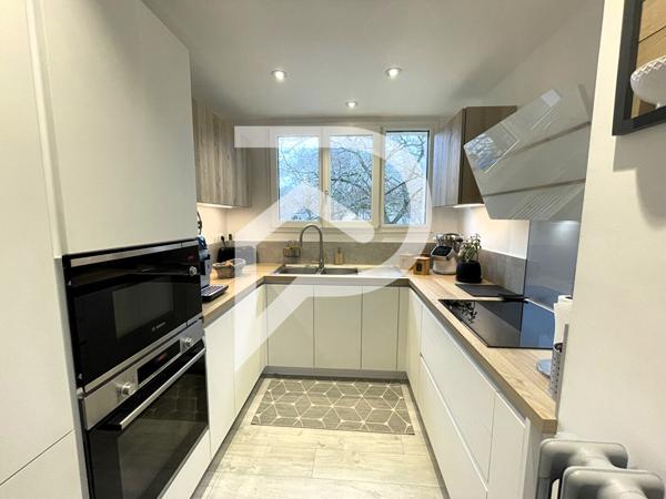Appartement 8 pièces 118 m2