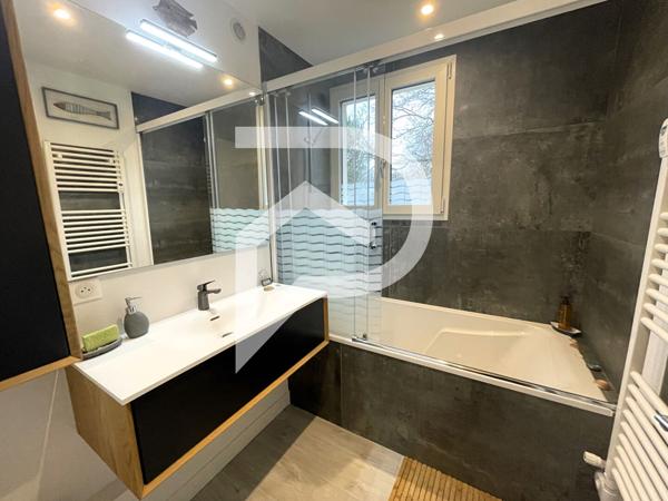 Appartement 8 pièces 118 m2