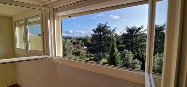 Maison 5 pièces de 177 m²