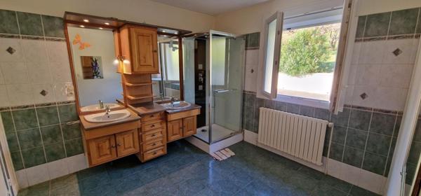 Maison 5 pièces de 177 m²