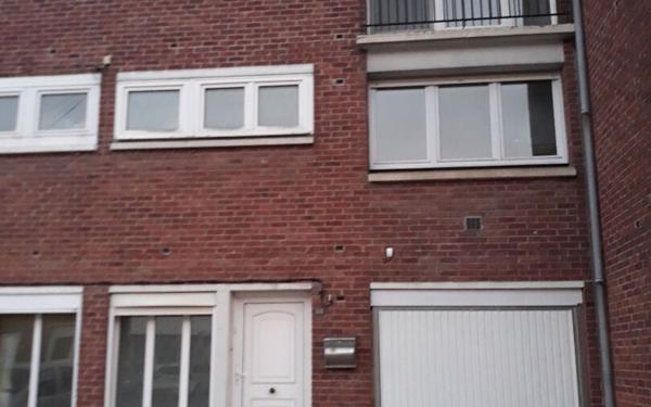 Maison à louer    3 pièces •  Hazebrouck