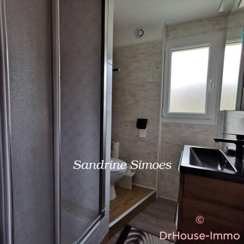 Maison à vendre 9 pièces de 230 m²